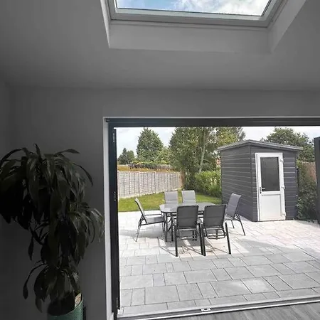 New Build, 3-bed House With Parking. *