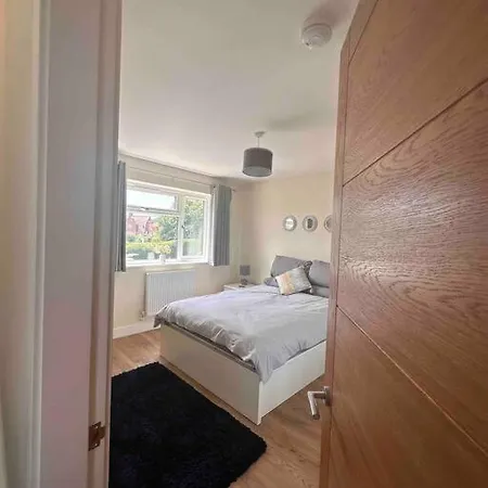New Build, 3-bed House With Parking. *