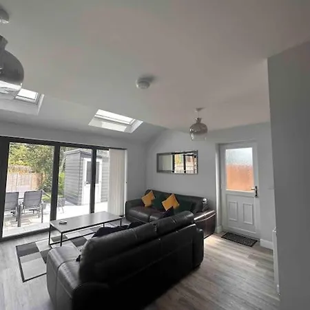 New Build, 3-bed House With Parking. Prázdninový dům York